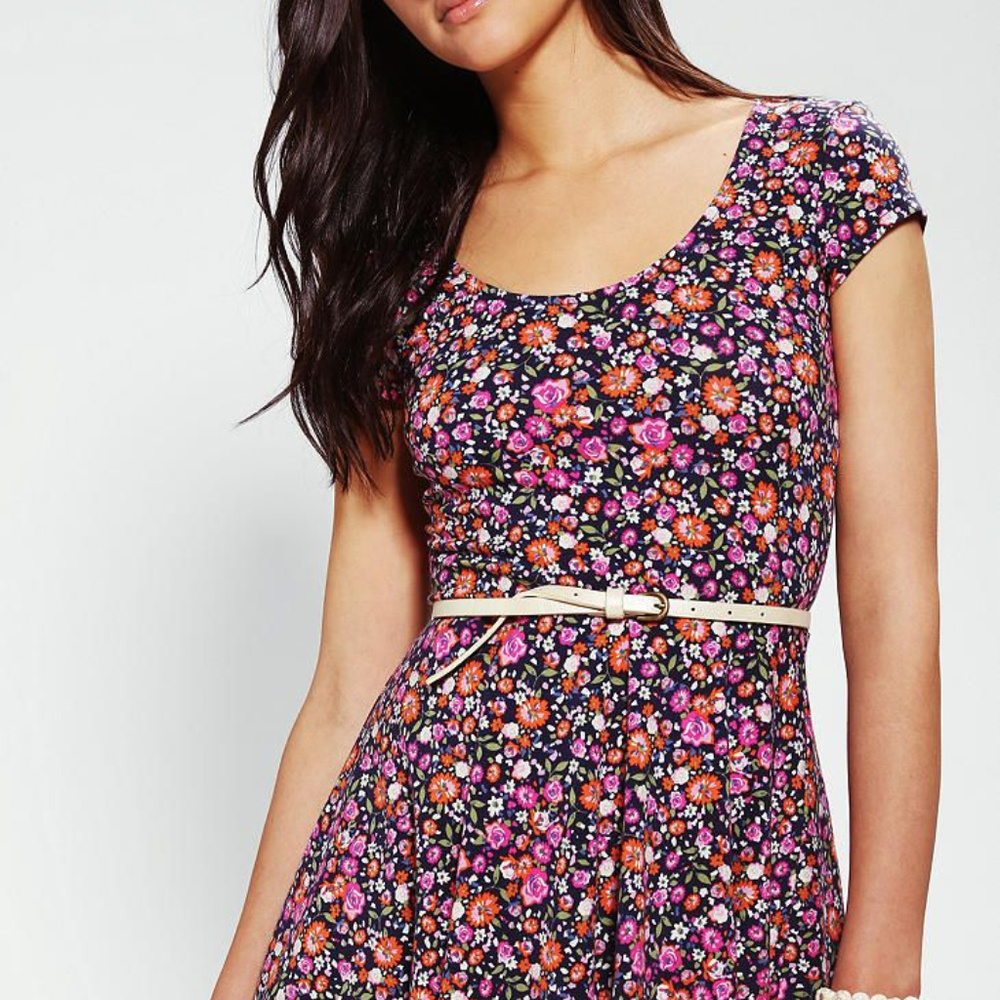 Kimchi Blue | Flower Print Dress Cap Sleeve